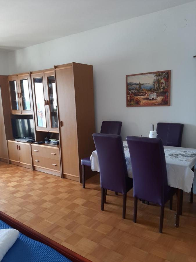 Apartman Ada 塞尼 外观 照片